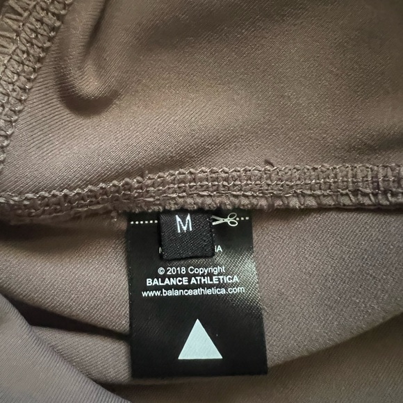 Balance Athletica, size medium. - Picture 5 of 8